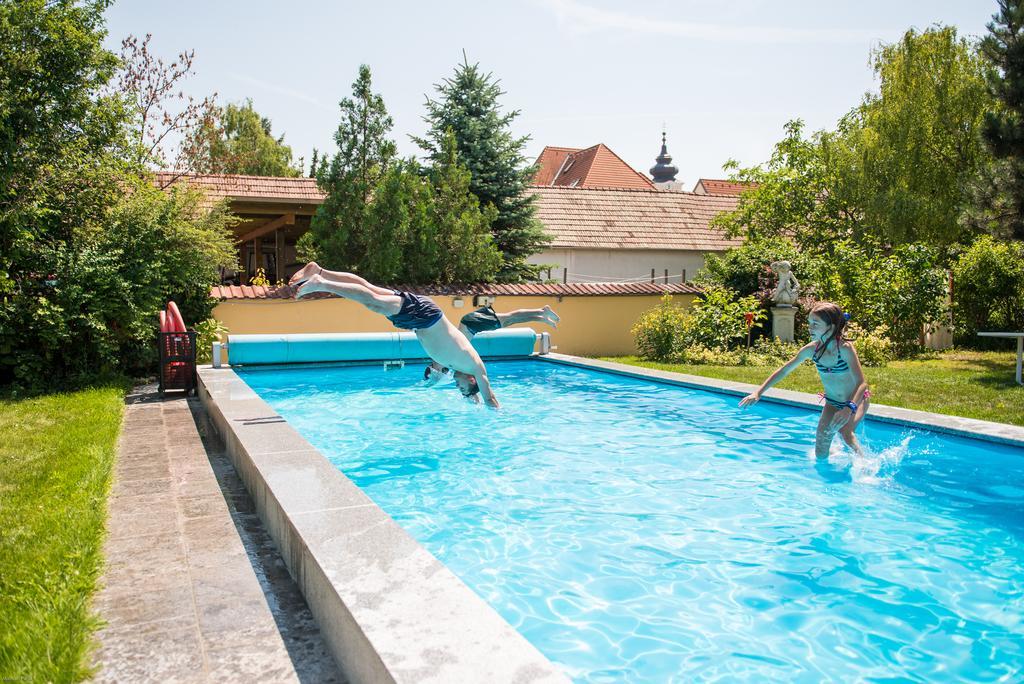 Winzerhof Familie Bogner Rohrendorf bei Krems Exterior foto